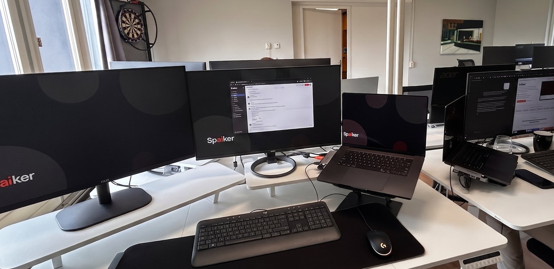 Het kantoor van Spaiker in Enschede met werkplekken